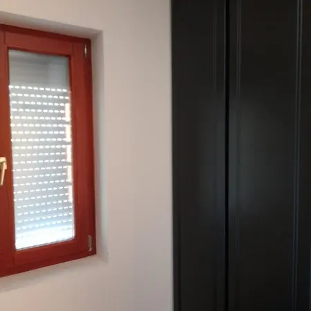 Rosos Apartman *